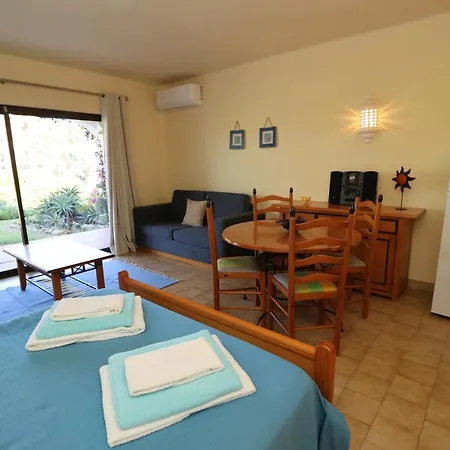 Camelia 67 At Sao Rafael - * البوفيرا