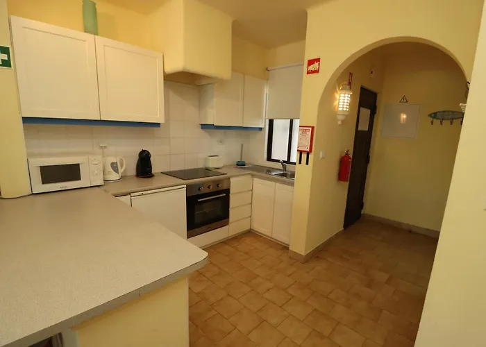 Camelia 67 At Sao Rafael - * Albufeira